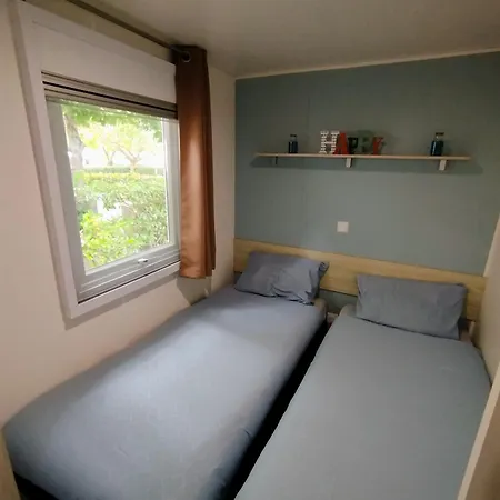 Mobil-home Camping Gastes